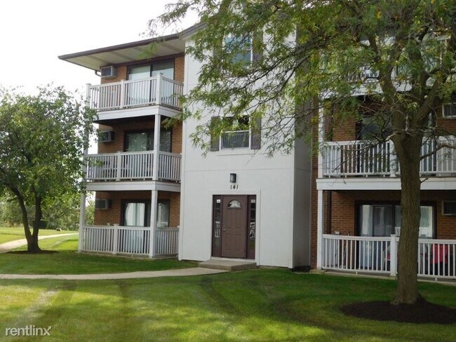 Building Photo - 2 br, 1.5 bath Condo - 141 Gregory St
