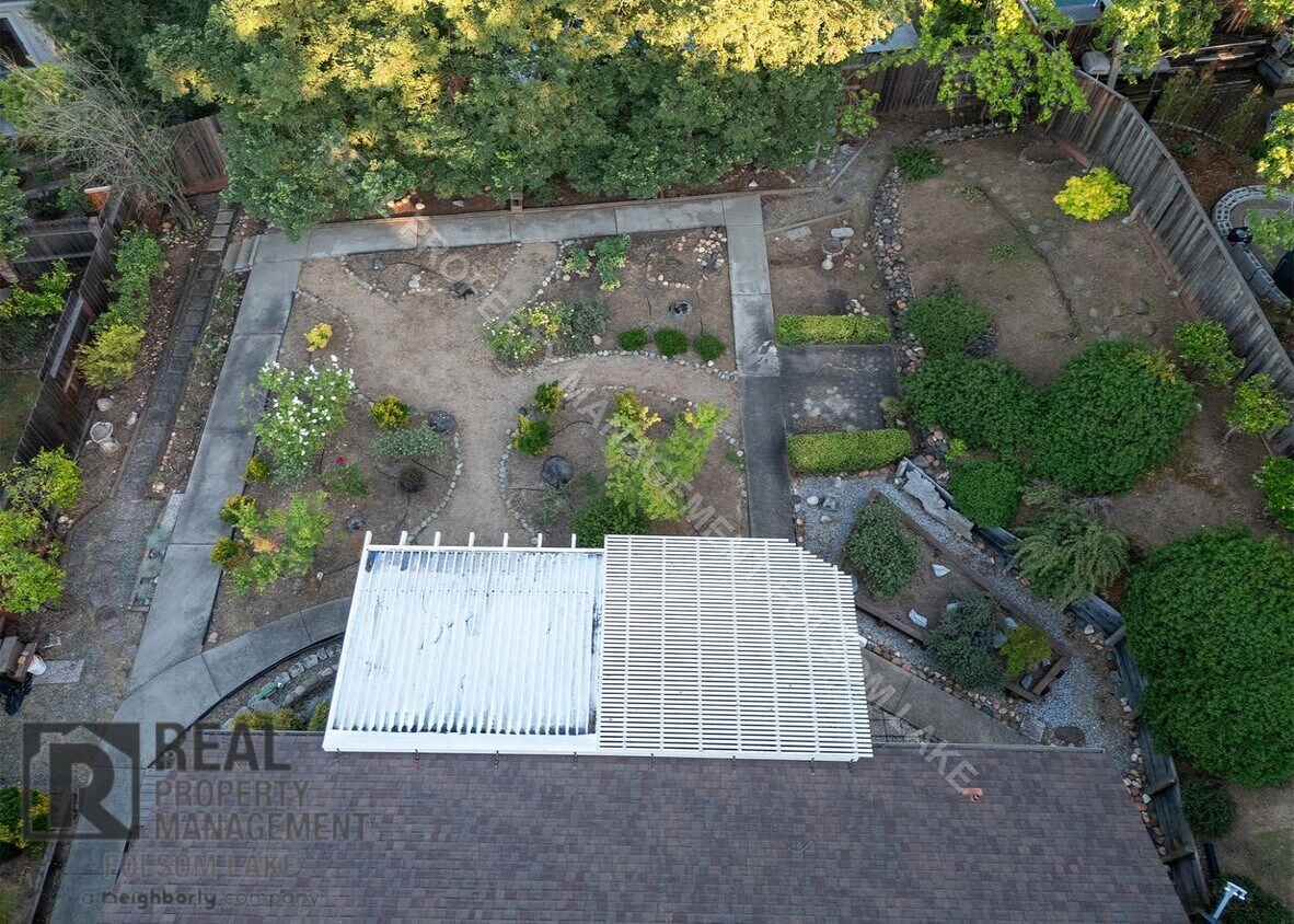 Foto del edificio - Coming Soon!! 3bd 2ba home on Quiet Court ...