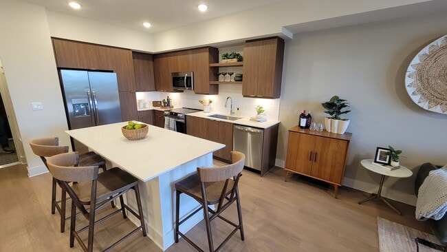 Building Photo - 6833 SW 28th Ter