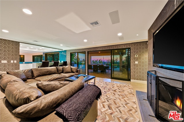 Building Photo - 2033 Hercules Dr