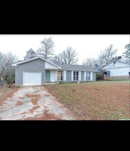 Building Photo - 1709 Westwood Dr