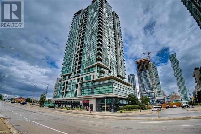 Building Photo - 3985 Grand Park Dr
