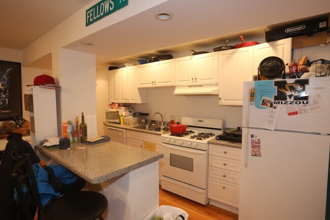 Foto del edificio - 1436 W Belle Plaine Ave