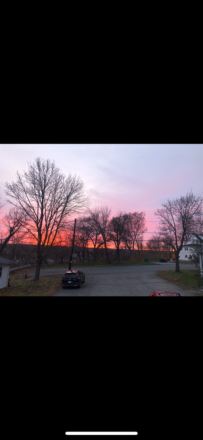 Building Photo - 11 Beacon St