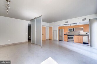 Building Photo - 1133 14th St NW