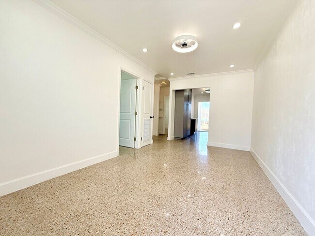 Foto del edificio - 748-750 Bethune St