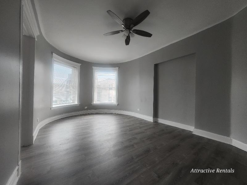 Photo - 3654 S Indiana Ave (Chicago, IL)