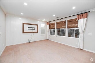 Building Photo - 51 Wildvine