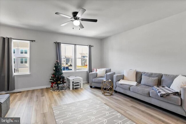 Building Photo - 143 Cooperage Rd