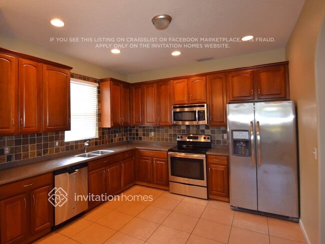 Building Photo - 257 Perfect Dr