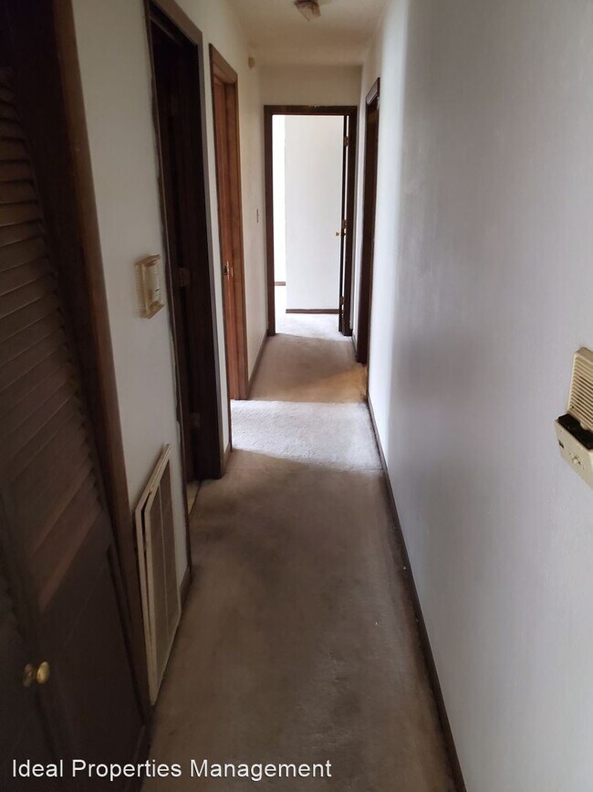 Foto del edificio - 619 S Walnut St