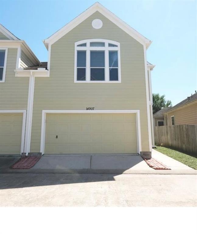 Foto principal - 14907 Tuttle Point Dr