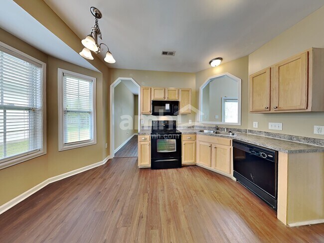 Foto del edificio - 4049 Alder Grove Ln