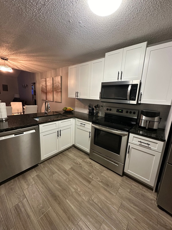 Building Photo - 5082 Ernst Ct