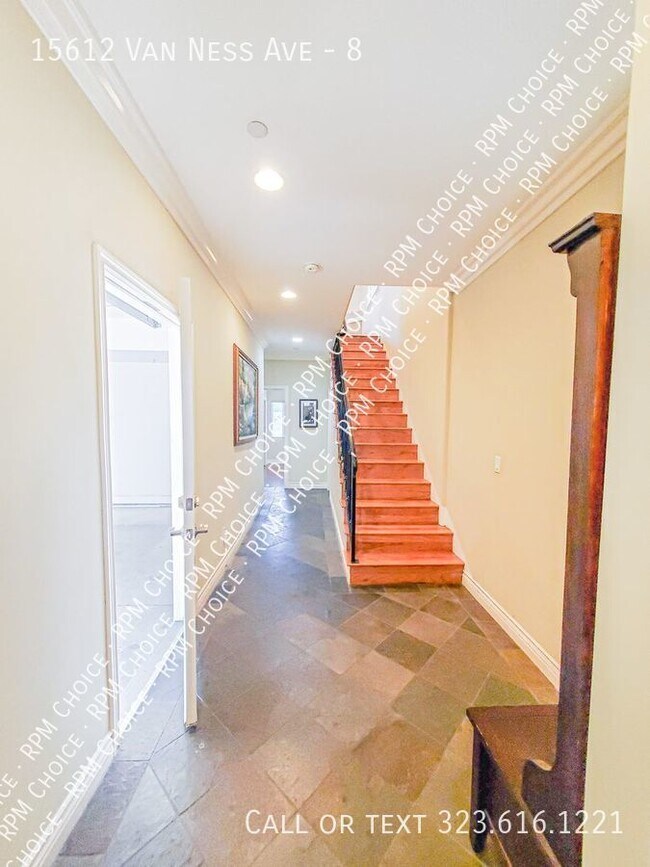 Building Photo - Newly Build 3bd/2ba Townhouse in Quality C...