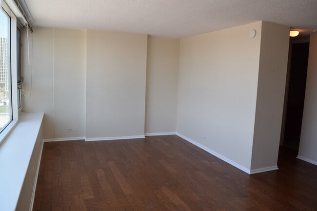 Foto del edificio - 2728 N Hampden Ct