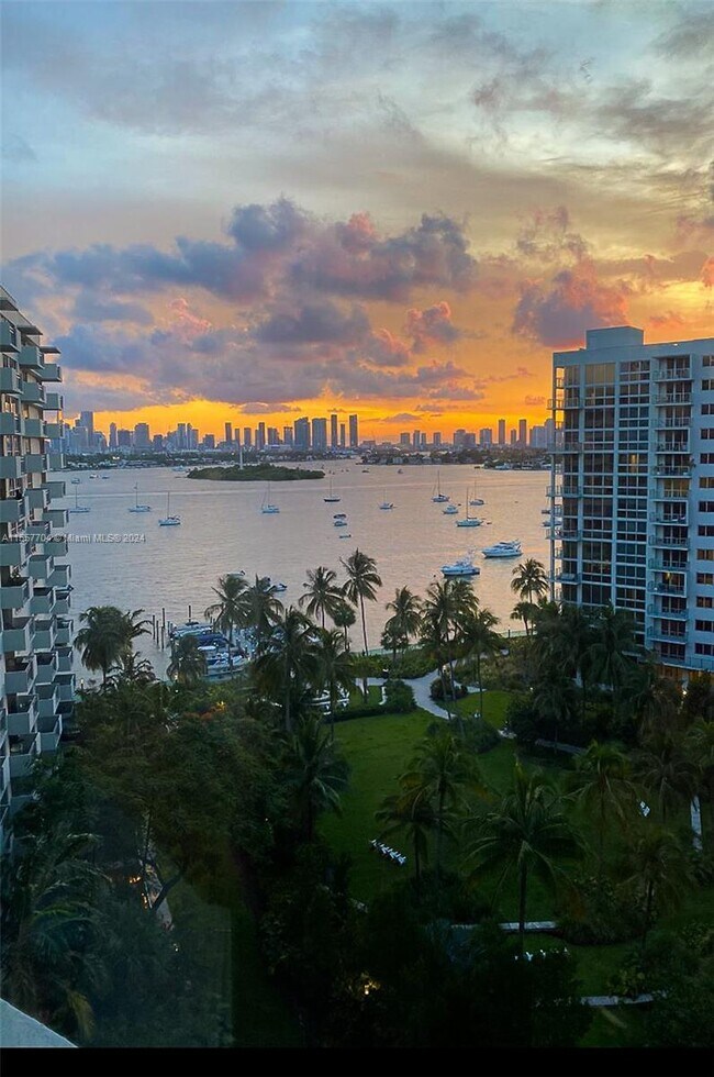 Foto del edificio - 1500 Bay Rd