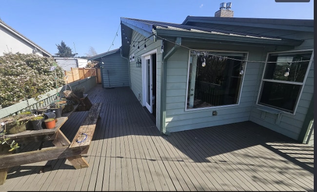 Building Photo - 4402 Glasgow Way