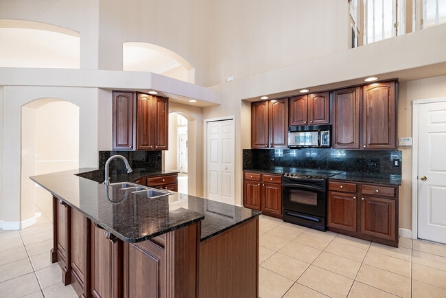 Building Photo - 5028 Ashington Landing Dr