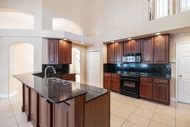 Foto del edificio - 5028 Ashington Landing Dr