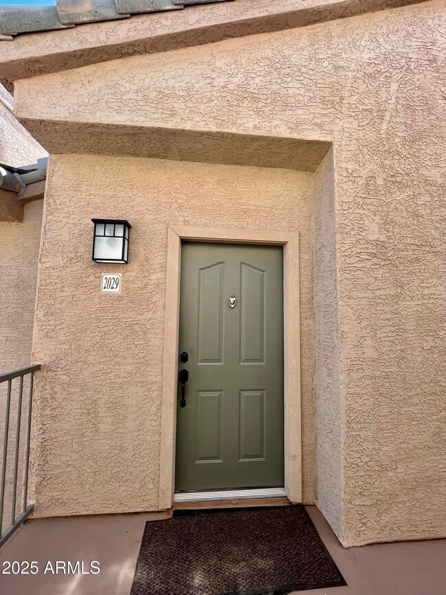 Building Photo - 16013 S Desert Foothills Pkwy