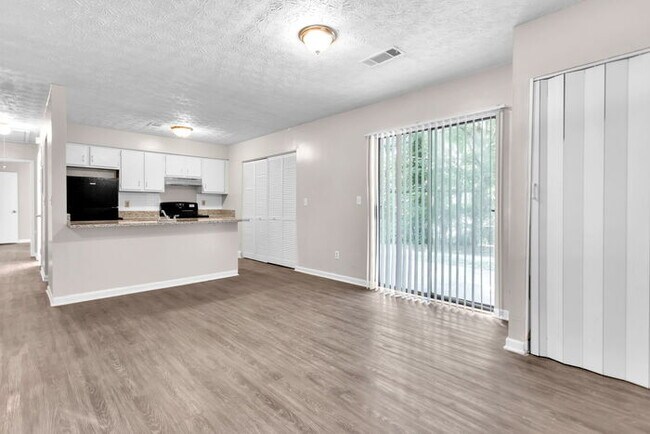 Foto del edificio - 3 bedroom ranch in the cul-de-sac
