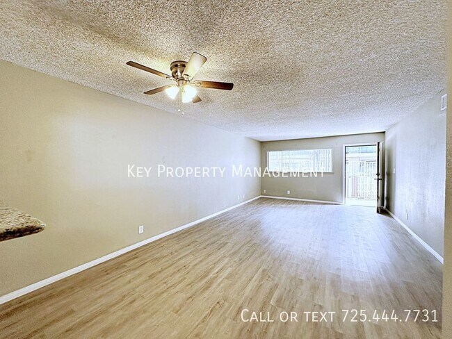 Foto del edificio - 2 BEDROOM 2 BATH UPGRADED DOWNSTAIRS CONDO...
