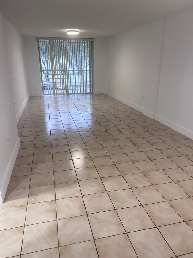 Building Photo - 14180 SW 84th St