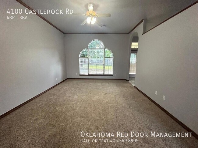 Foto del edificio - 4100 Castlerock Rd