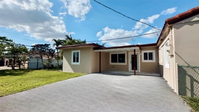 Foto del edificio - 1840 NW 36th Ave