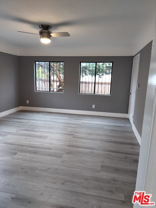 Foto del edificio - 1137 S Kern Ave