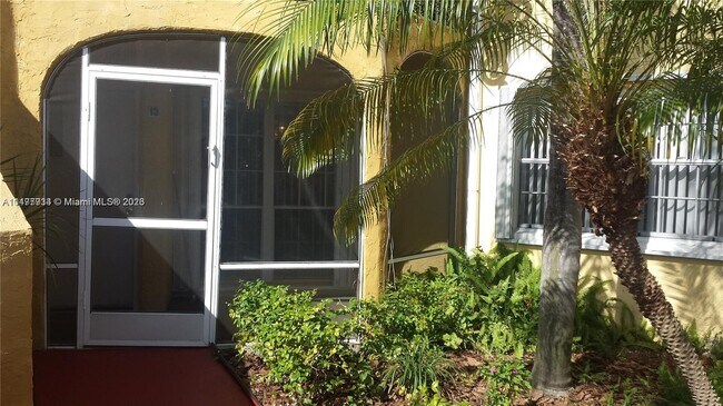Foto del edificio - 15615 SW 74th Cir Dr