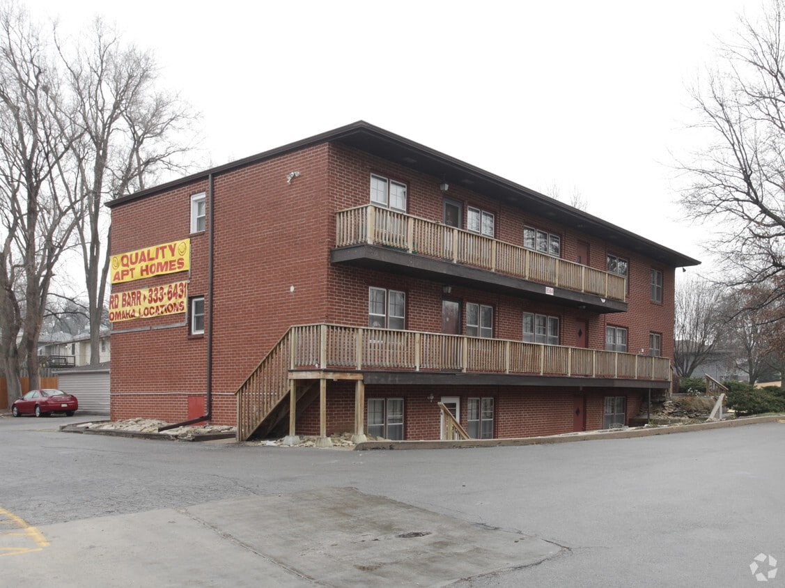Lakeview Apartments Apartments in Omaha, NE