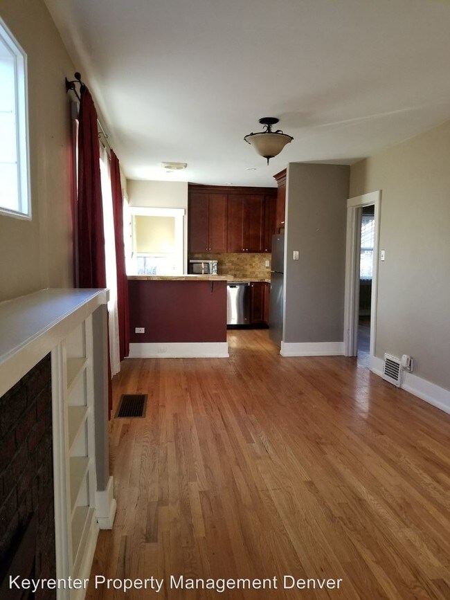 Foto del edificio - 2509 Glencoe St