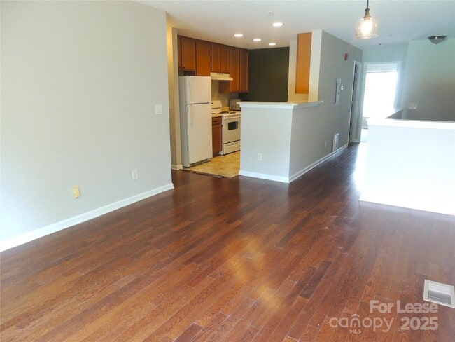 Building Photo - 3953 Picasso Court