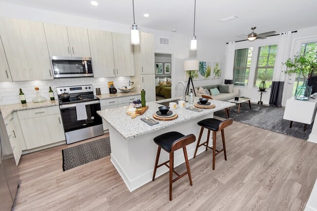 Building Photo - POINTE AT EAST SHORE APARTMENTS