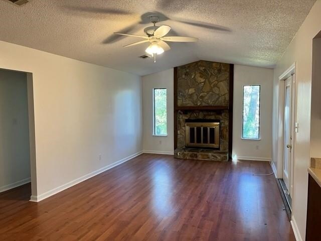 Foto del edificio - 260 Timberlane Rd