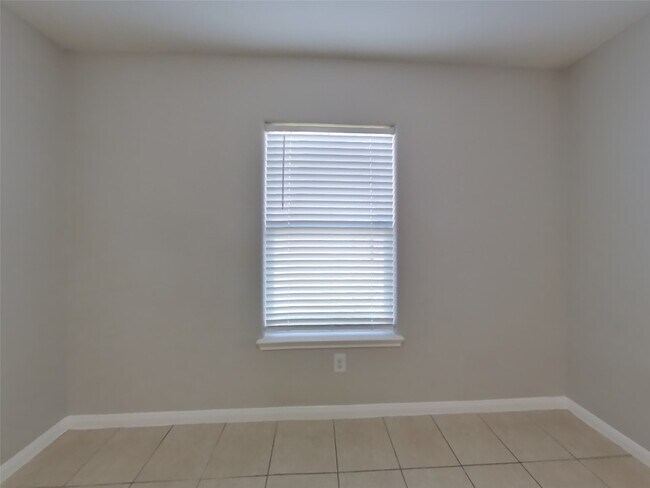 Foto del edificio - 1003 Marigold Rd