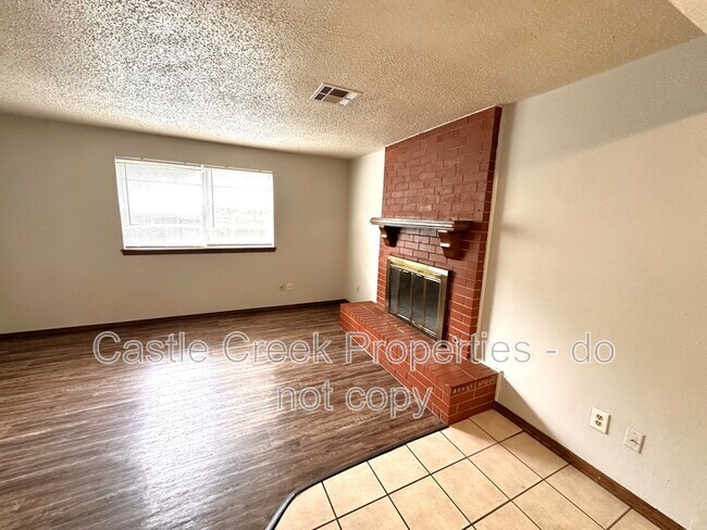 Building Photo - 5305 Brookdale Dr