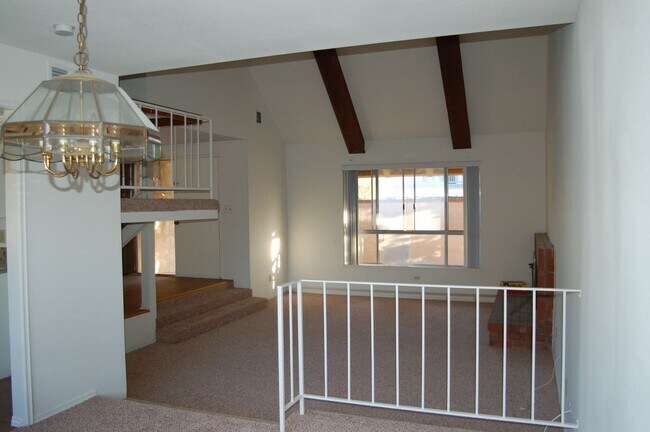 Building Photo - 307 Bagnall Ave Placentia