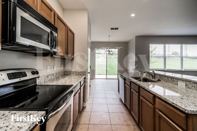 Foto del edificio - 2796 Grassmoor Loop