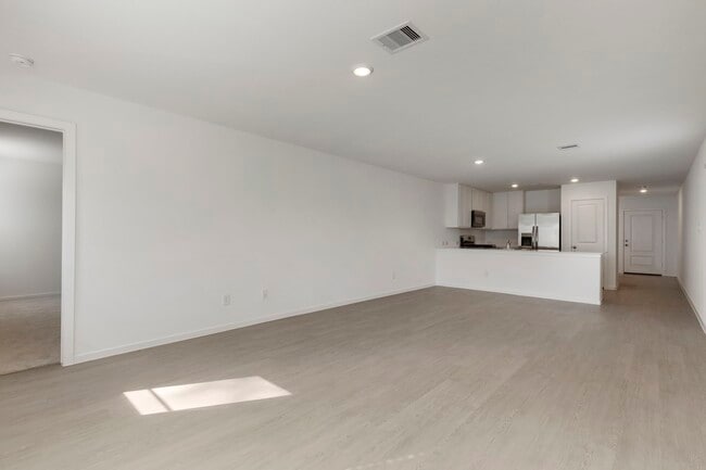 Building Photo - 490 Southern Magnolia Wy
