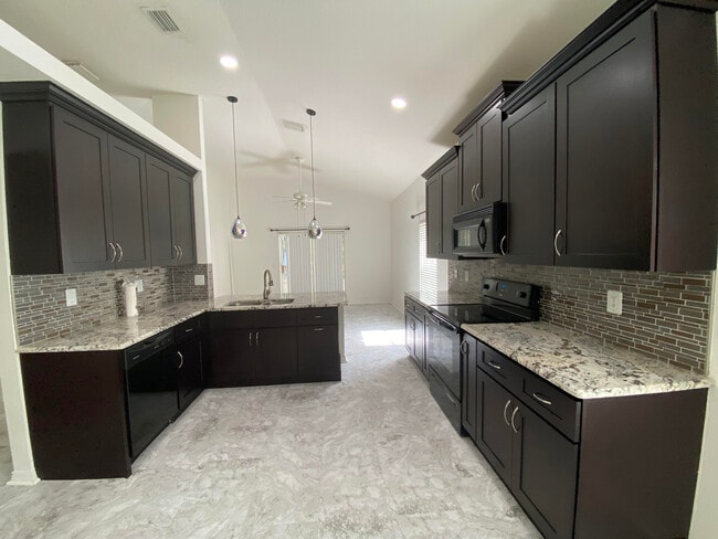 Photo - 1854 Beth Ct House