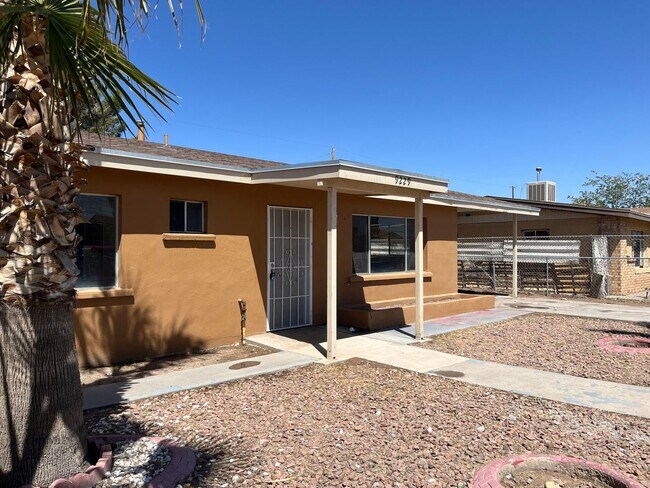 Building Photo - Wonderful Lower Valley Home!