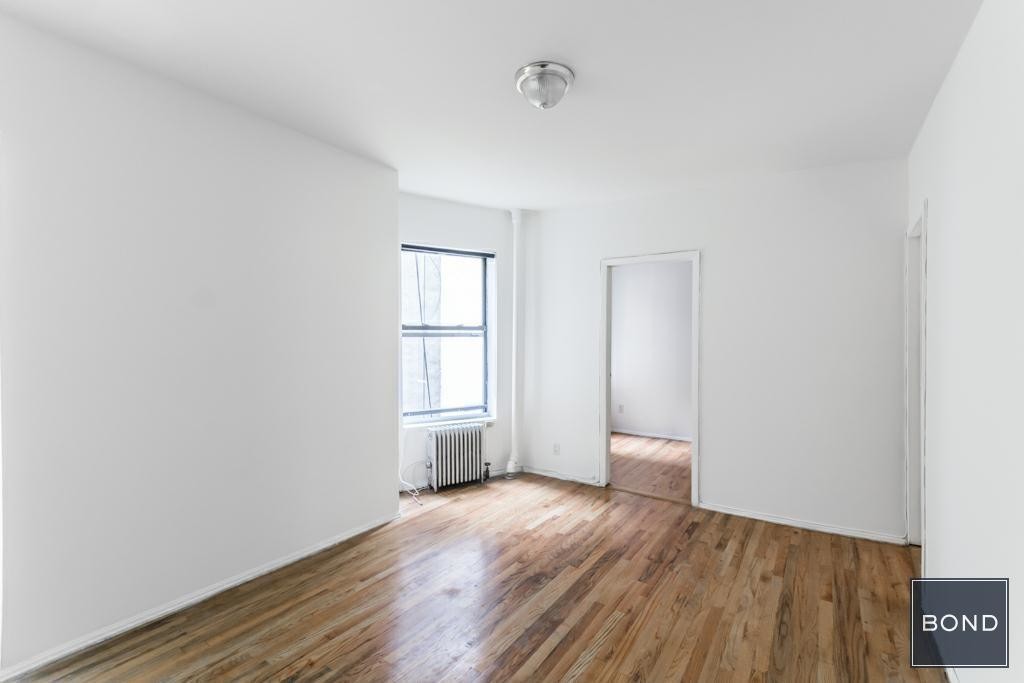 Foto principal - 411 East 70th Street