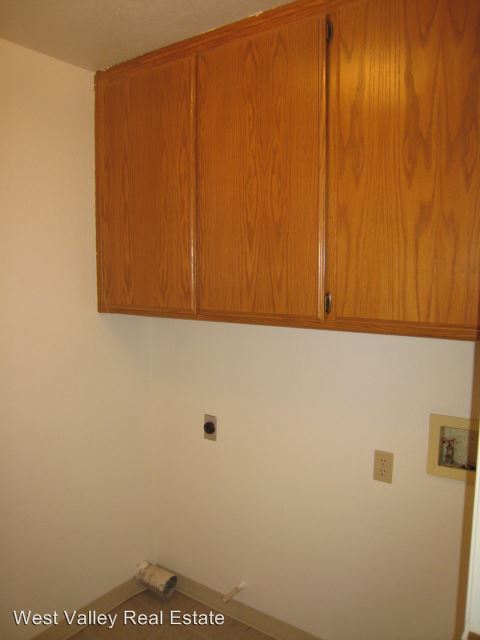 Foto del edificio - 2 br, 1 bath House - 623 San Emidio Street