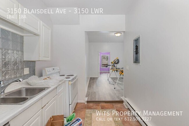 Building Photo - Cozy 1bed/1bath in Lyndale Neighborhood