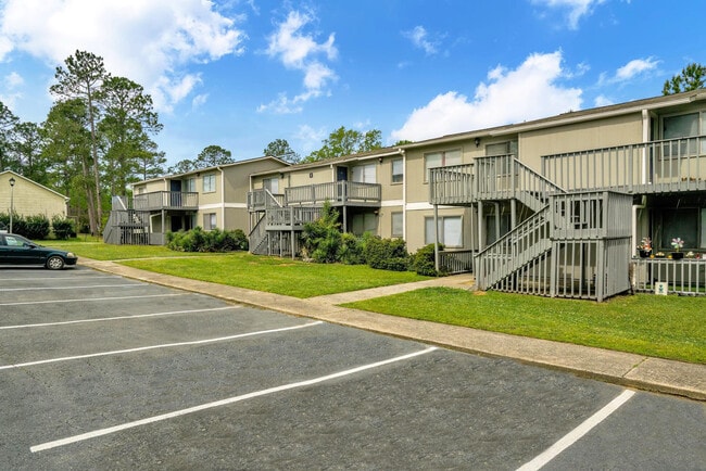 Briarcliff Exterior - Carrington Woods Apartments
