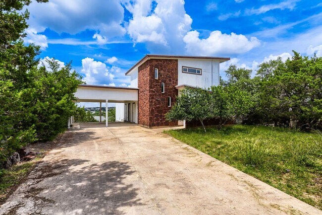 Photo - 10602 Knob Hill House