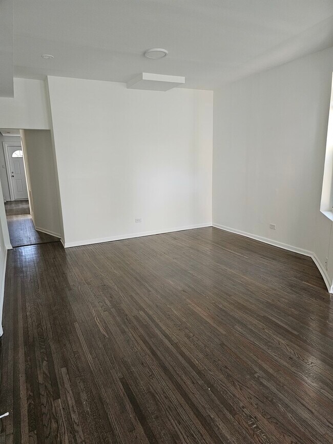 Foto del edificio - 6507 S Rhodes Ave
